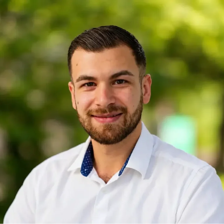 Caner Kurtulus – Geschäftsführer und Inhaber Caner Kurtulus, Geschäftsführer und Inhaber